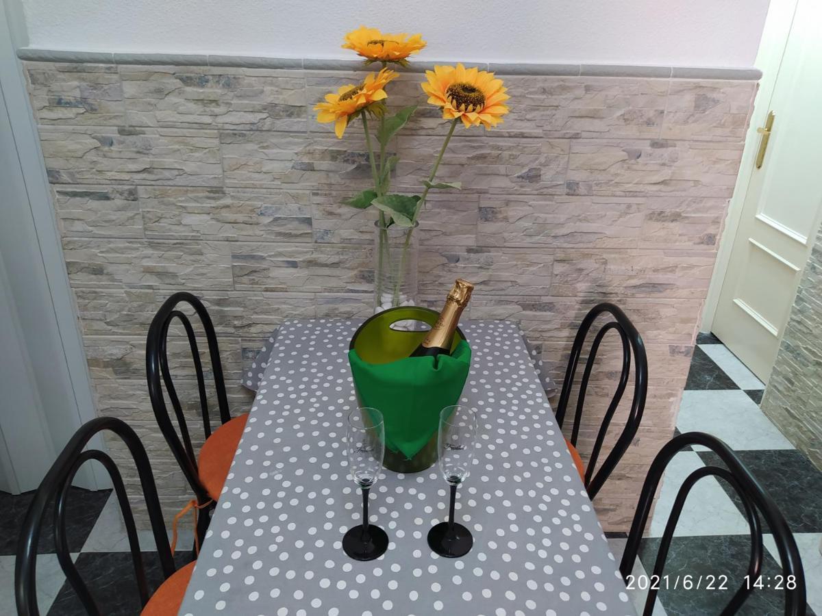 Los Tres Girasoles Cádiz Exteriér fotografie